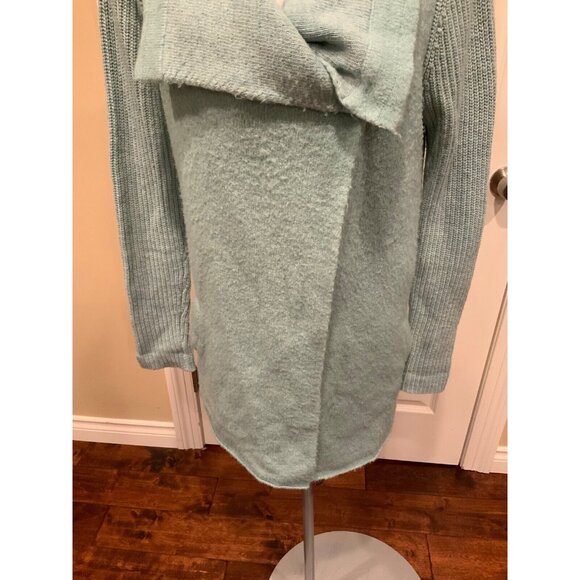 La Fee Verte Anthropologie Light Blue Wrap Cardigan W/ Pockets, Size Medium - Picture 3 of 7